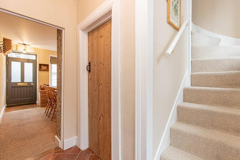 Oxfordshire Living - The Bowler Hat Cottage - Вудсток Екстер'єр фото