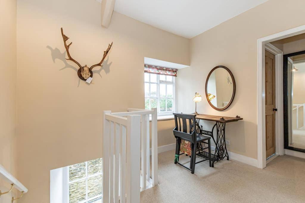 Oxfordshire Living - The Bowler Hat Cottage - Вудсток Екстер'єр фото